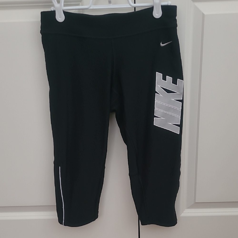 Nike Black Leggings With Silver NIKE LOGO